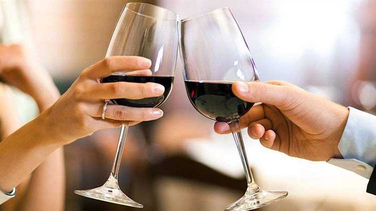 kak-vybrat-idealnoe-vino-dlja-sozdanija_1 Как выбрать идеальное вино для создания романтической атмосферы на ужине