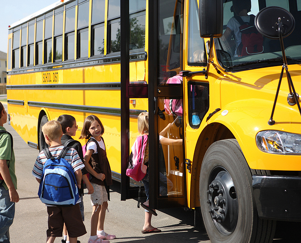 Аренда автобусов для школьных перевозок