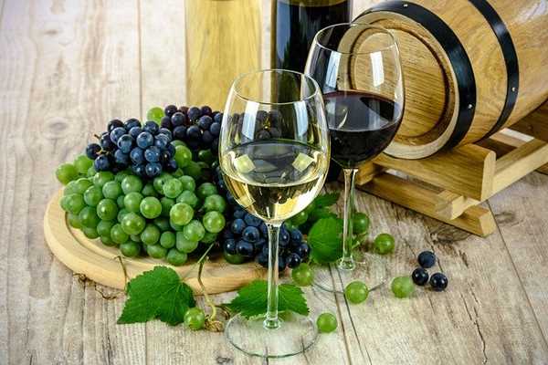 vibor-idealnogo-vina-k-trapeze-f4muxanz Как подобрать идеальное вино для вашего обеда или ужина