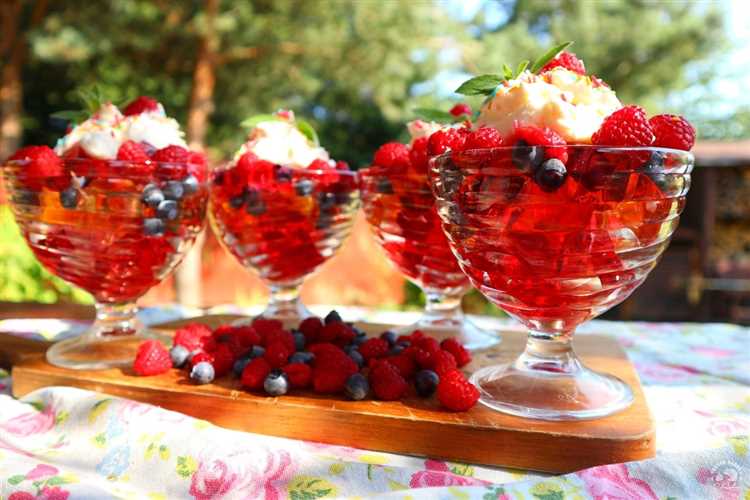 kak-prigotovit-raznoobraznye-fruktovye-deserty-i_2 Как приготовить разнообразные фруктовые десерты и угощения для освежающей и вкусной закуски