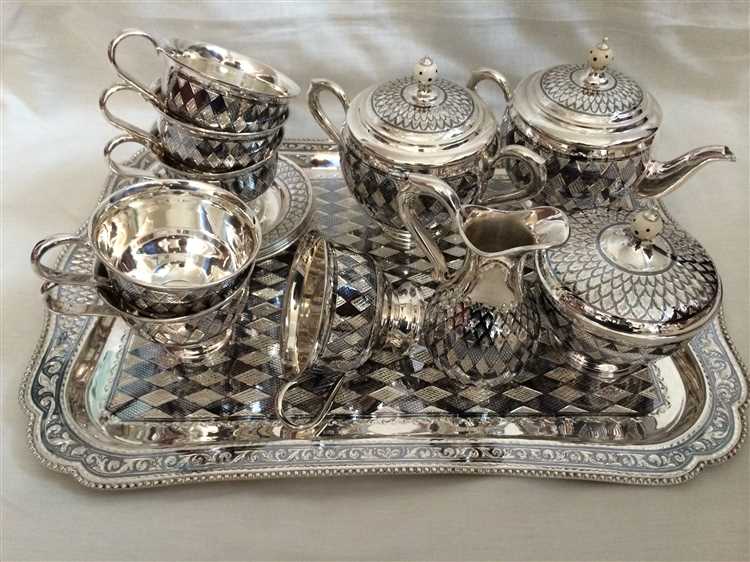 kak-vybrat-podhodjashhuju-posudu-i-stolovoe_2 Как выбрать подходящую посуду и столовое серебро для идеальной трапезы