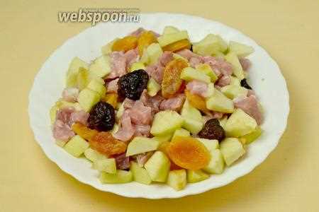 koketlivij-fruktovij-salat-zy6u4slx Игривый и освежающий фруктовый салат, который поднимет настроение