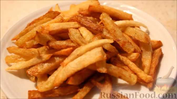 prigotovlenie-vkusnogo-kartofelya-fri-qhzq1qpi Как приготовить невероятно вкусные картофель фри в домашних условиях