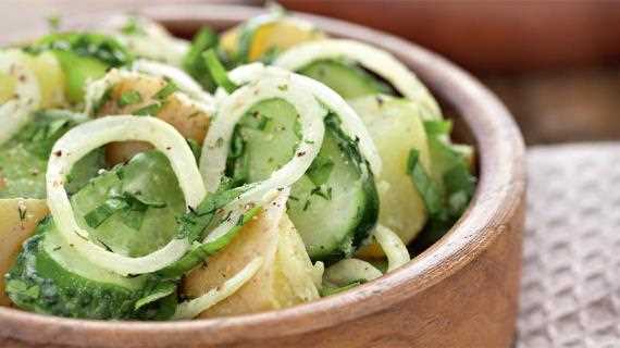 raznoobrazie-kartofelnyh-salatov-izuchenie_3 Разнообразие картофельных салатов - изучение различных вариантов рецептов